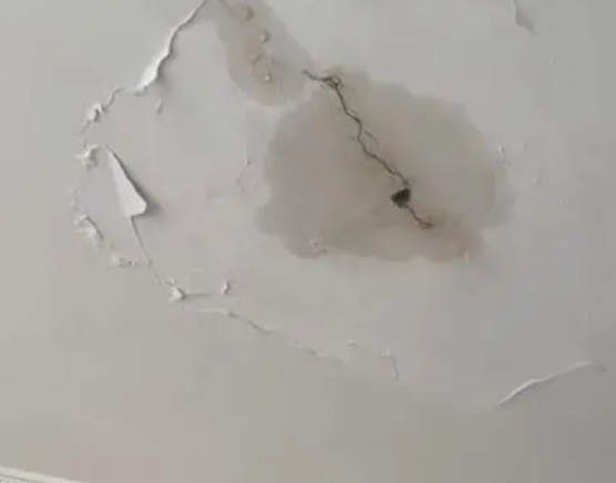 昌图阳台漏水维修公司分享下屋面防水工程质量问题原因分析